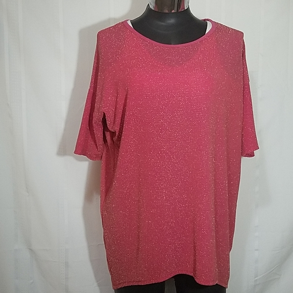 LuLaRoe Tops - LulaRoe Short Sleeve Irma Top Size L. NWT